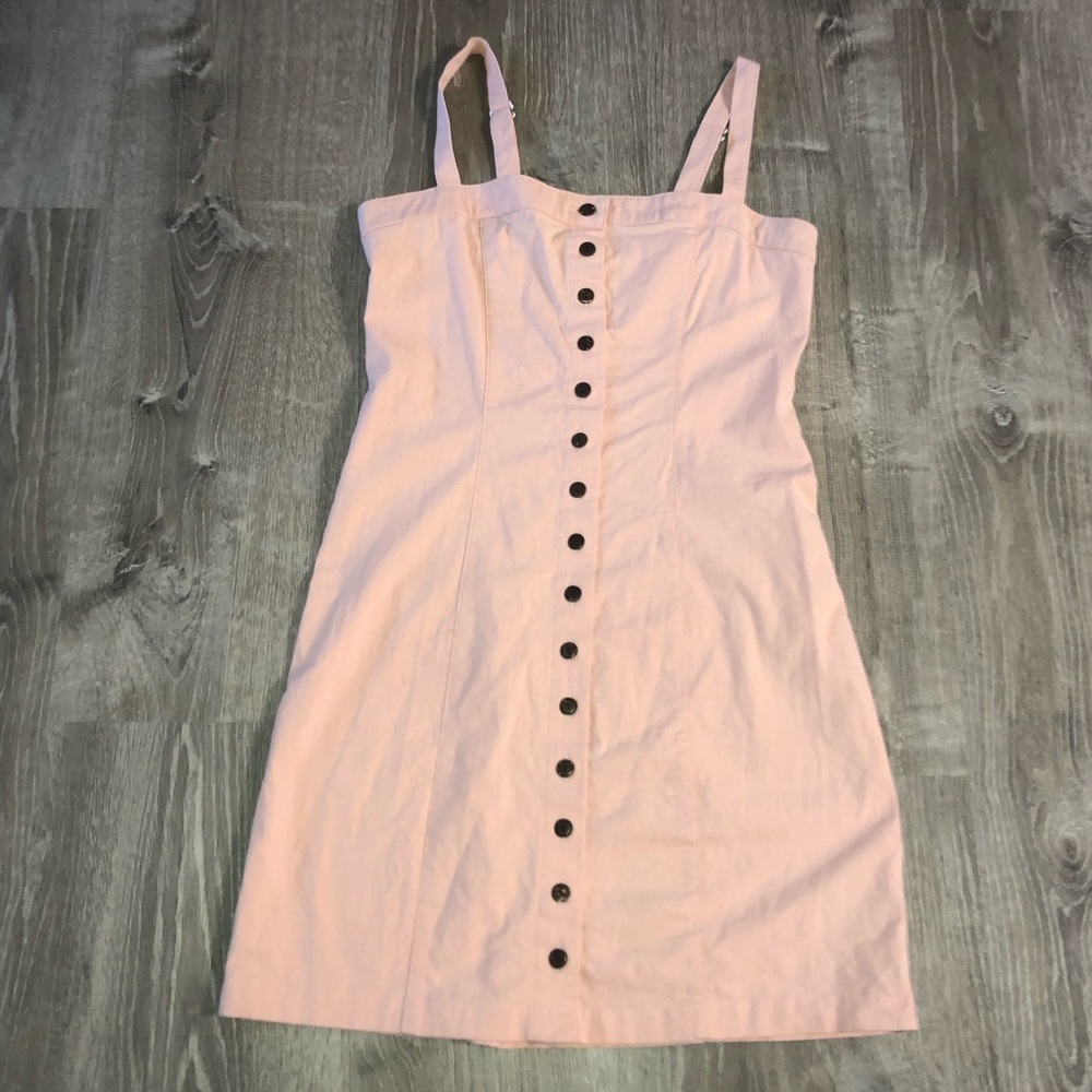 baby pink colleen type dress with buttons